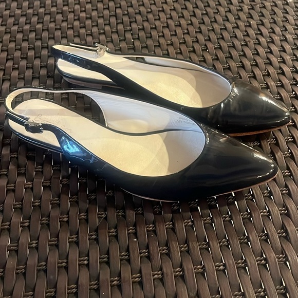Boden Black Patent Leather Pointed Toe Slingback Flats - 38 - Picture 2 of 12
